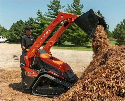 kubota stand on track loader